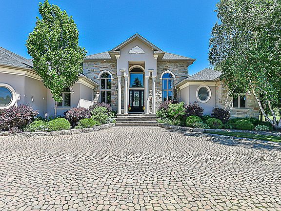 2nd image of 16 Lake Woods Dr
