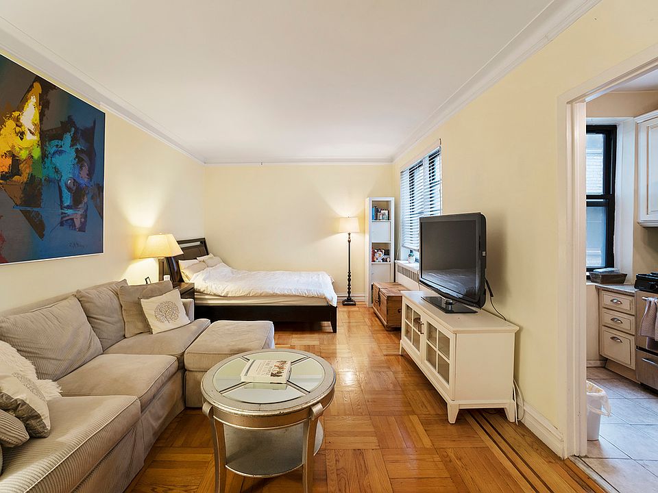 1st image of 303 E 37th St APT 4P