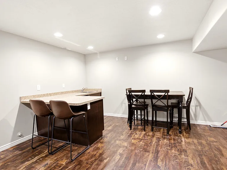 5742 S 4525 W — Photo 22