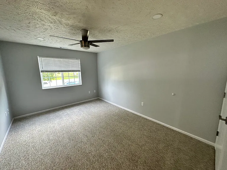 2039 Q St #102 — Photo 10