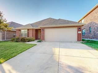 4728 Meadow Green Trl, Fort Worth, TX 76244