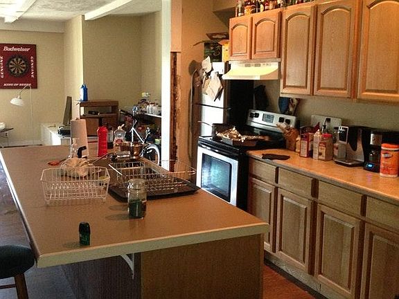 2nd image of 1642 Hillwood Dr APT A1