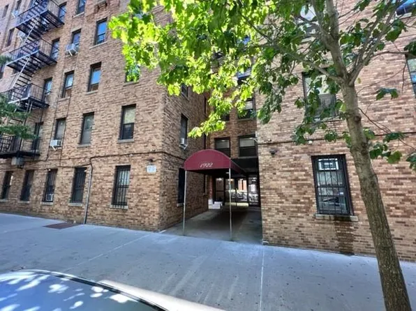 1922 Mcgraw Avenue #5B, Bronx, NY 10462
