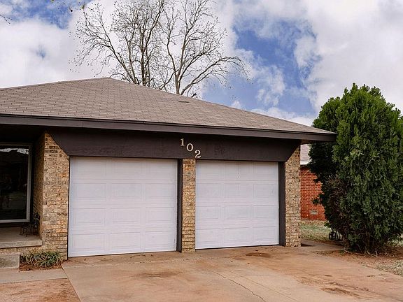 2nd image of 102 Ramsey Pl