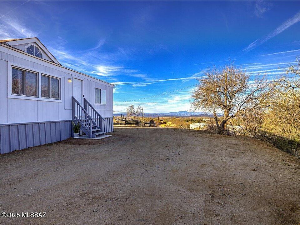 1st image of 1109 N Jefferson Dr