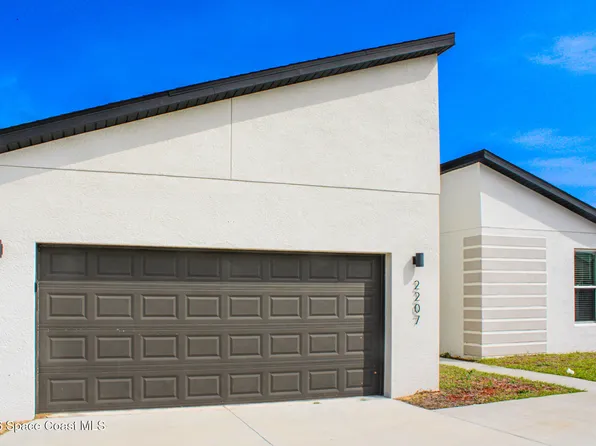 2207 Rio Grande Canyon Loop, Poinciana, FL 34759