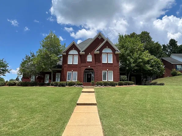 214 Fawn Ln, Prattville, AL 36067