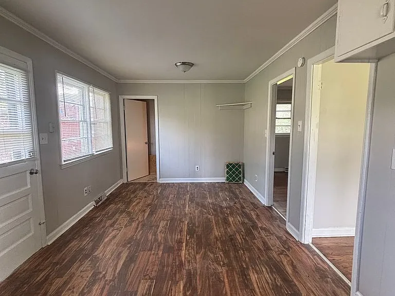 800 Yuma St — Photo 4