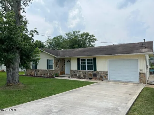 218 Christin Dr, Clinton, TN 37716