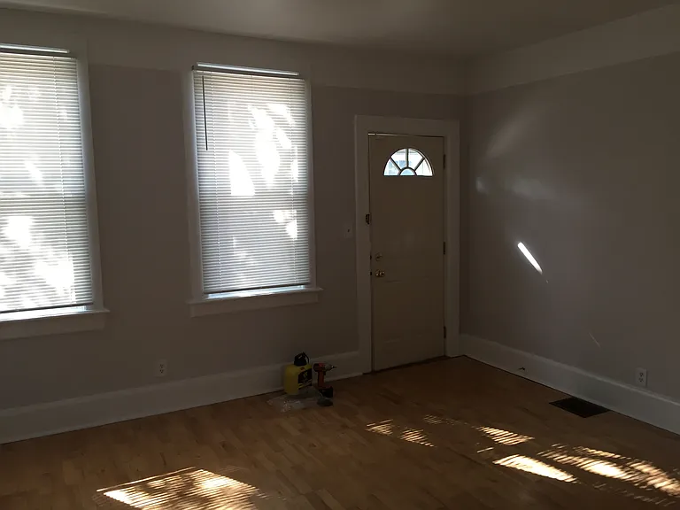 2534 N Weil St — Photo 18