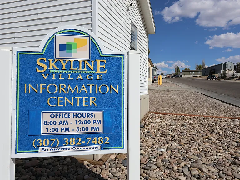 Skyline Village — Photo 10