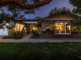 10125 W Barnsdale Dr, Boise, ID 83704