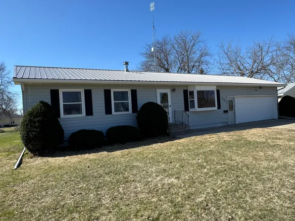 207 Van Amber St W, Welcome, MN 56181