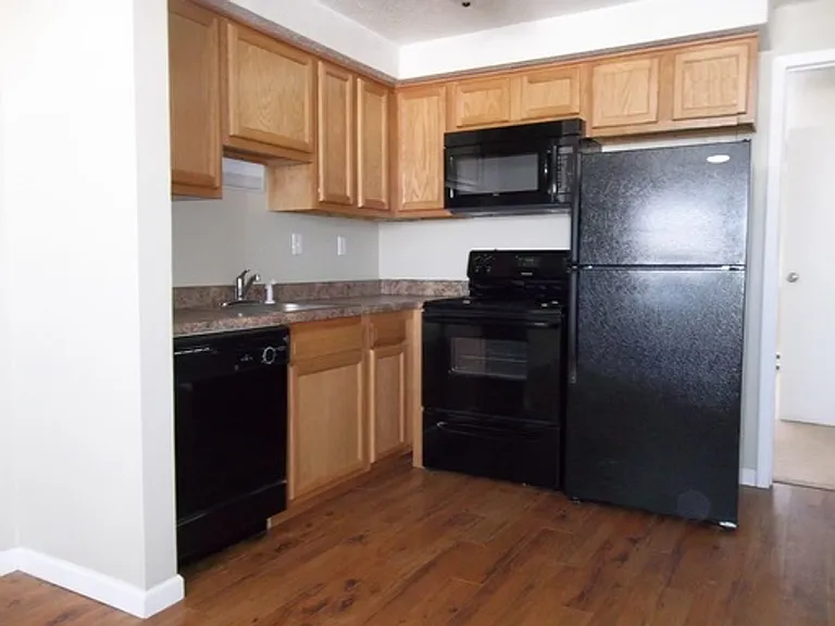Village Terrace Apartment Homes — Photo 9