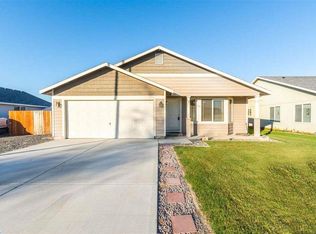 8419 Oliver Dr, Pasco, WA