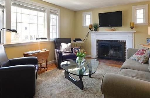 5th image of 21 Hale Park Ave