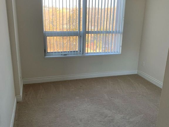 5th image of 11211 Yonge St #A-306