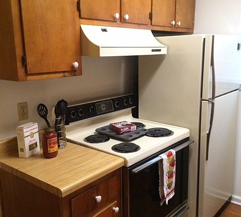 4th image of 2202 E Park Ave