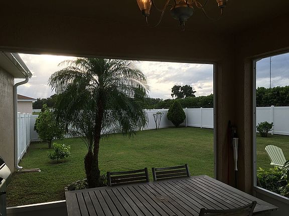 5th image of 8912 Pebblebrooke Dr