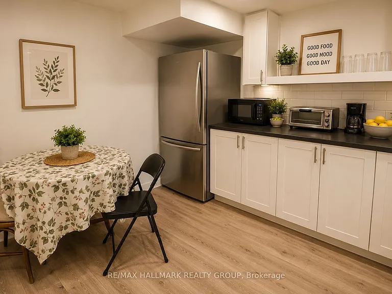 241 Ferland St #B — Photo 8