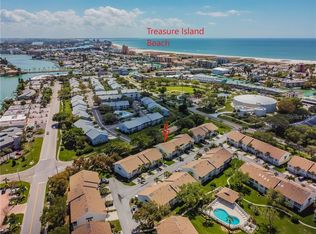 221 Sun Vista Ct S UNIT 8, Saint Petersburg, FL 33706