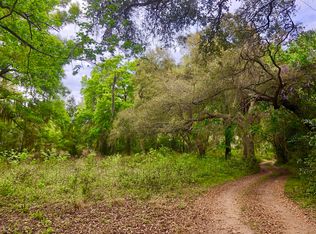 29 F&b Rd, Beaufort, SC 29907