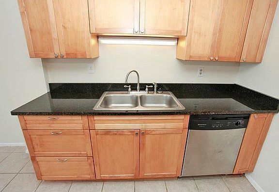 5th image of 1800 Lavaca St APT 204