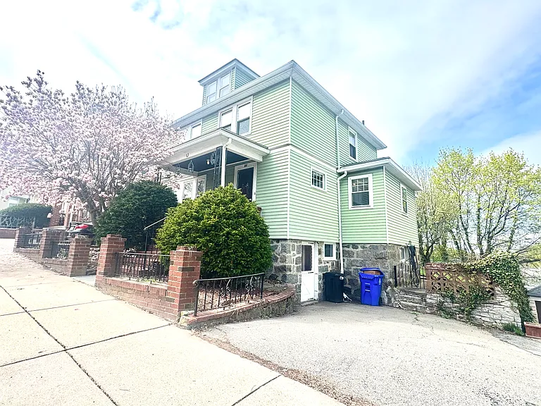53 Breck Ave #53 — Photo 29