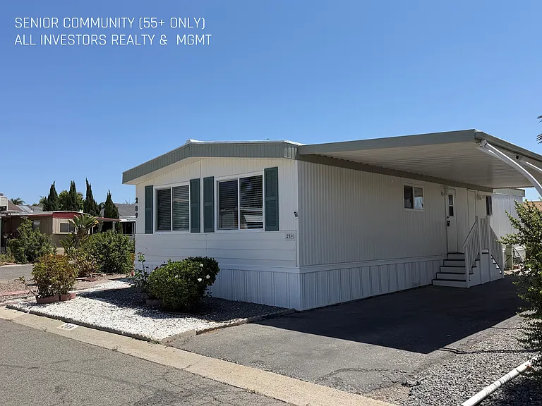 200 N El Camino Real #289 — Photo 3