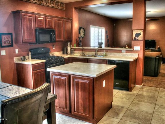 3rd image of 44605 W Yucca Ln