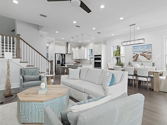 4th image of 171 Redbud Ln