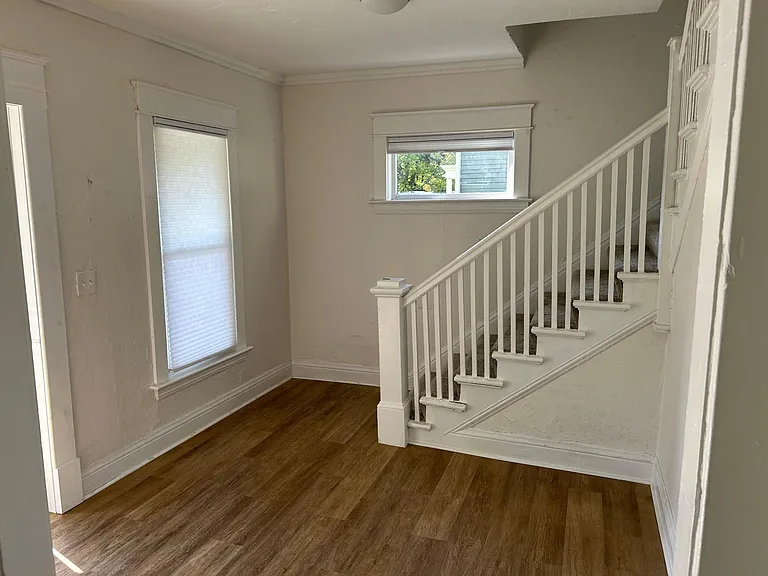 1004 Woodward Ave — Photo 2