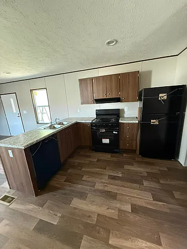 80 Bj Ln Photo 1