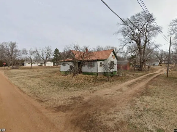 223 W Washington Ave, Kingman, KS 67068