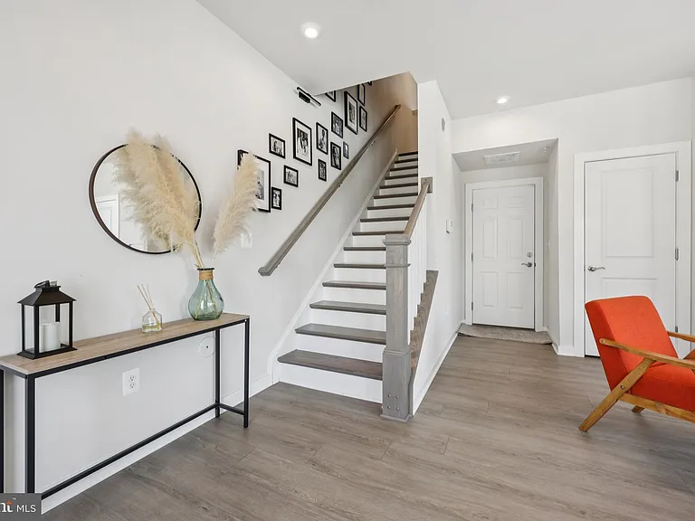 5601 Hyattsville Dr — Photo 26