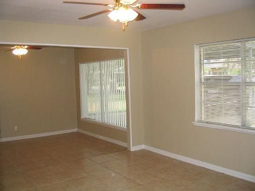 3rd image of 4406 SUN VISTA