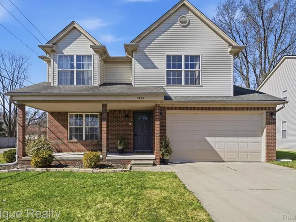 3788 Dearborn Ave, Rochester Hills, MI 48309
