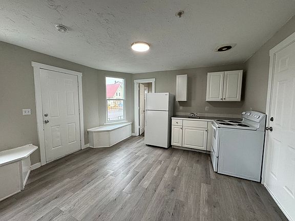 2nd image of 2903 E Olympic Ave APT 3