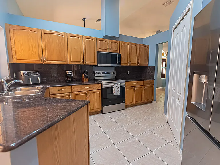 1193 SW Live Oak Cv — Photo 4