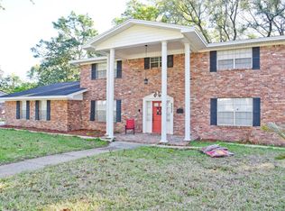 3557 Hermitage Rd E, Jacksonville, FL 32277