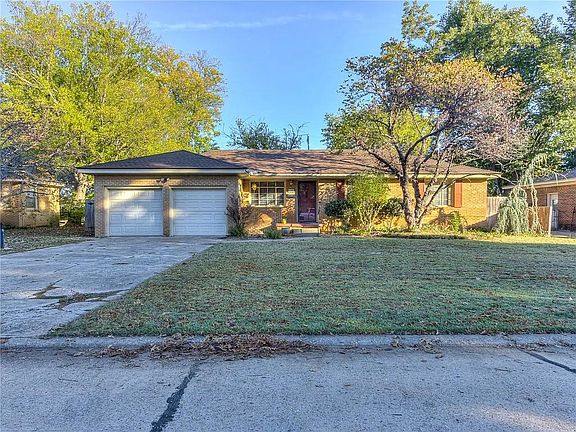 2nd image of 1303 Sunset Dr