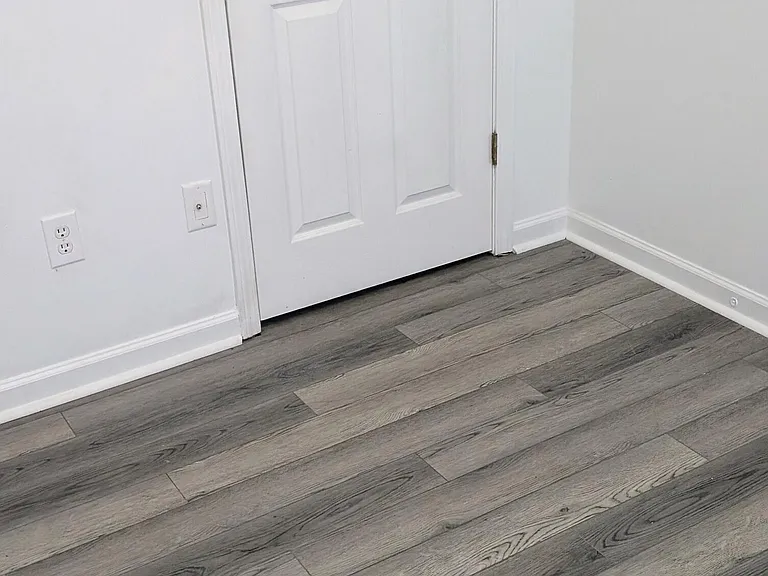 1005 Shades Pl — Photo 17