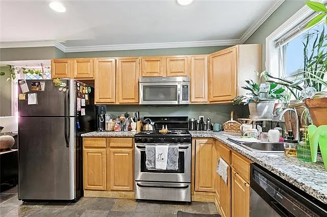 3226 Palmyra St — Photo 7
