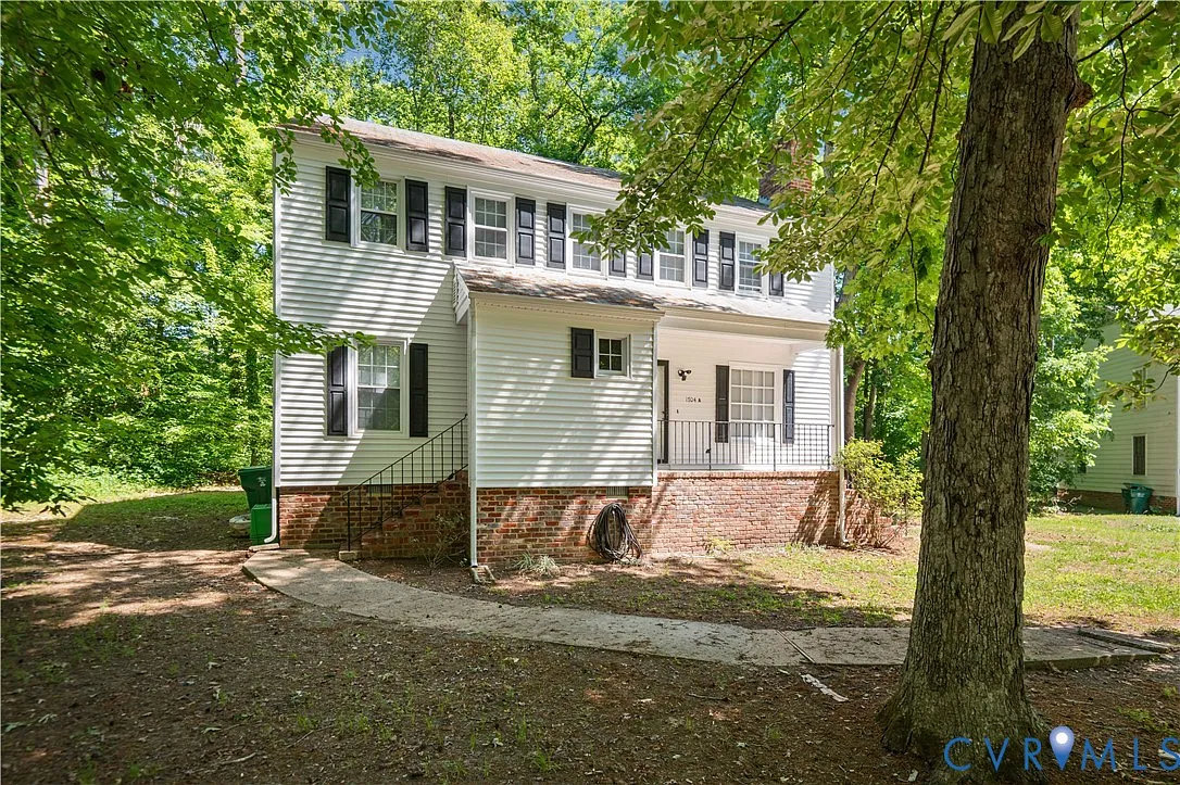 2 bed, 1.0 bath, 1008 sqft, $1,645 — Photo 3