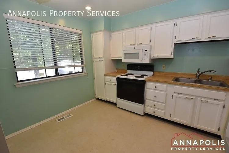 6 winslow court — Photo 4