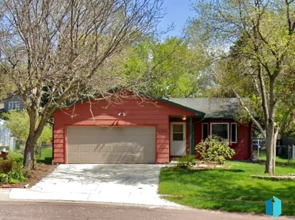 4304 E Belmont Cir, Sioux Falls, SD 57103