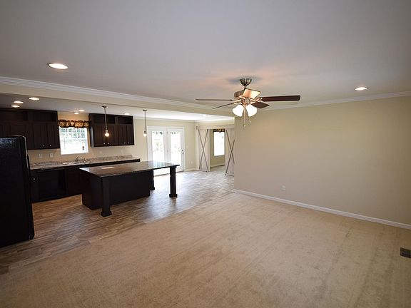 2nd image of 252 Hartfield Ln