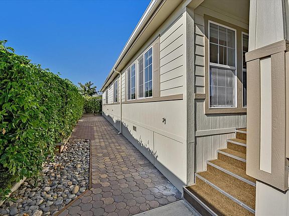 4th image of 625 Shadow Creek Dr #625
