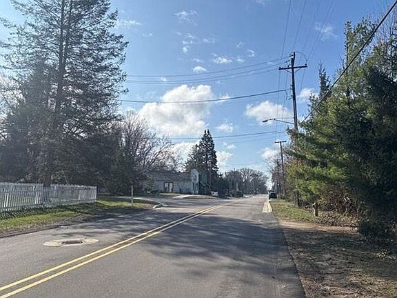 5th image of 14880 Lakeside Rd