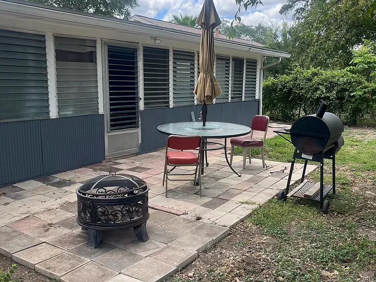 239 Maplewood Ln — Photo 28